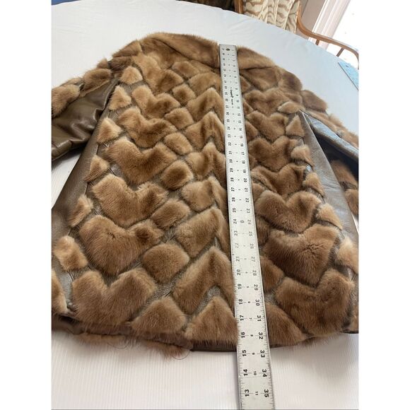 VTG Mink Coat Women Large Chevron Striped Fur Old Money Mob Wives Leather Jacket - Picture 9 of 10